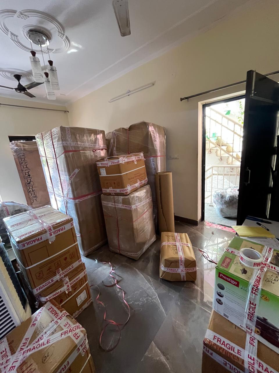 Packing boxes and carton wraps